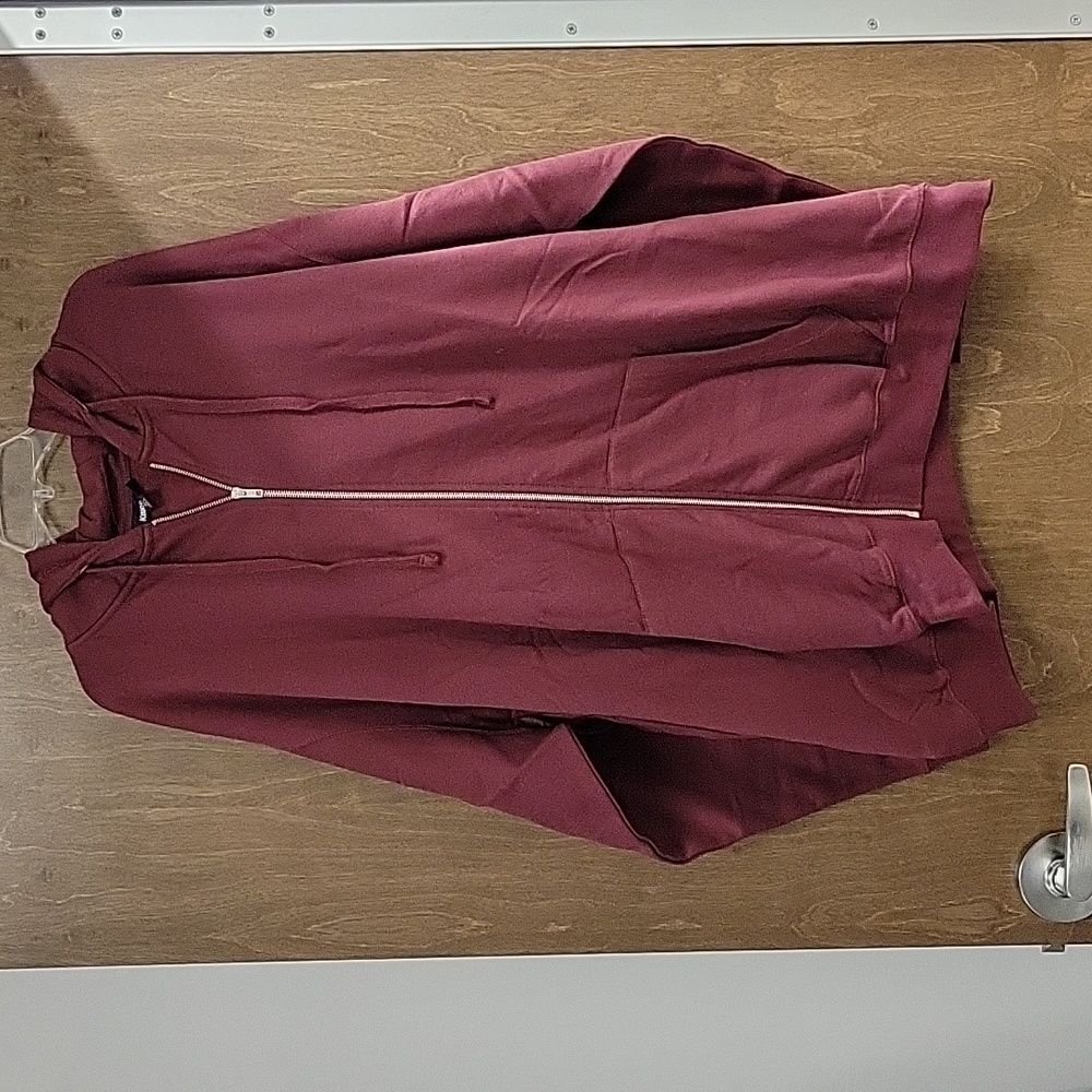 Men's zippered hoodie